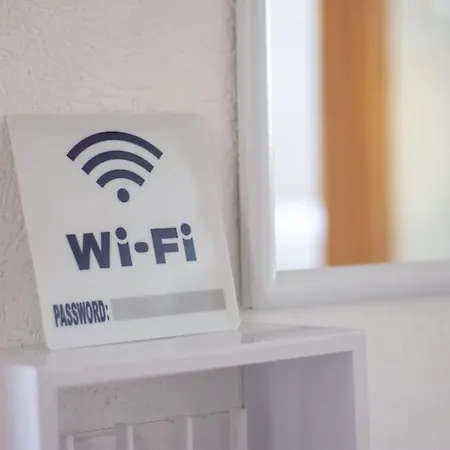 Bright&cozy Flat+balcony Near Airport Free Parking Διαμέρισμα Σαράγεβο