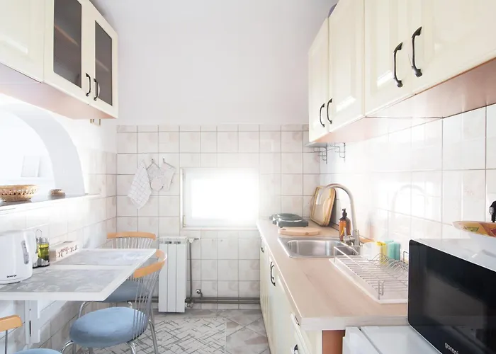 公寓 Bright&cozy Flat+balcony Near Airport Free Parking *